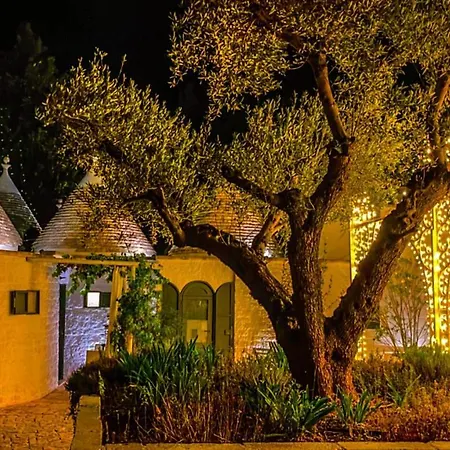 Tenuta Del Lauro 4* Locorotondo