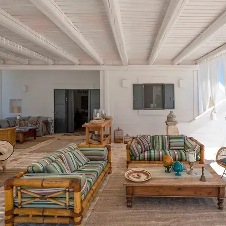 Tenuta Del Lauro 4* Locorotondo